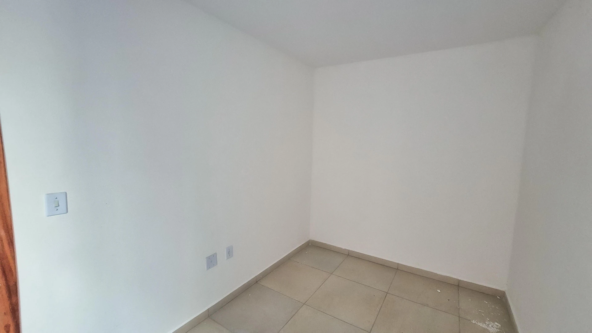 2-bedroom apartment with open-plan kitchen — photo 15