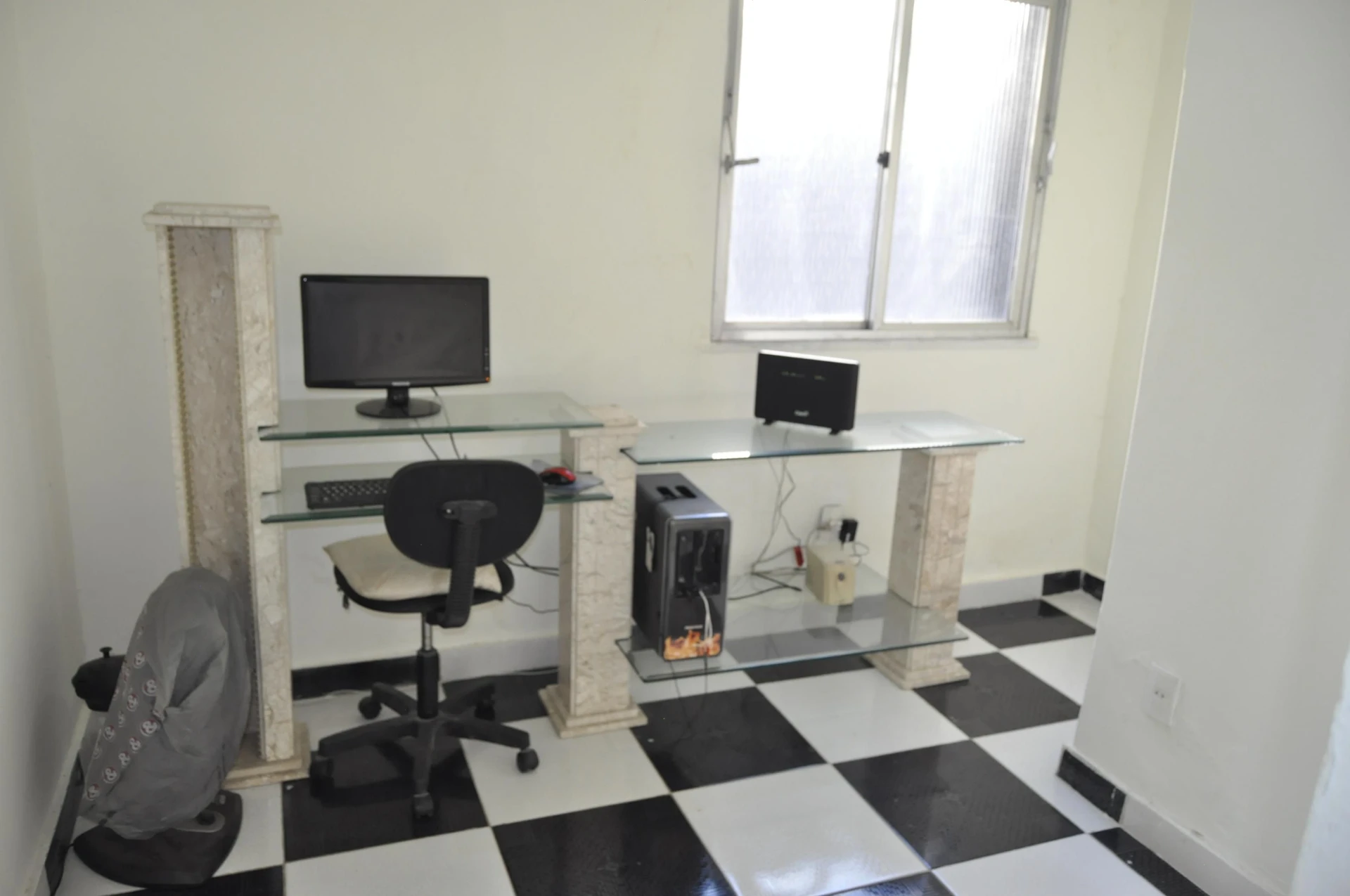 Rental house with 6 bedrooms and 4 bathrooms — photo 8