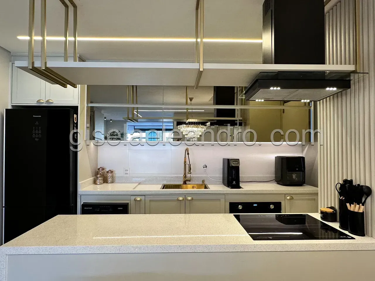 Apartamento amueblado con 3 dormitorios y cocina abierta — photo 14