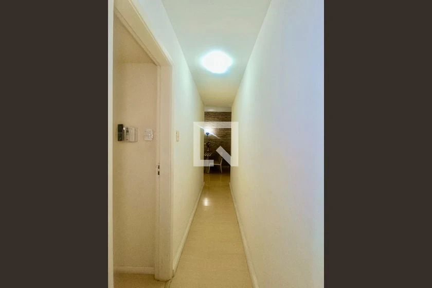 Rental apartment with 2 bedrooms and a balcony — photo 27