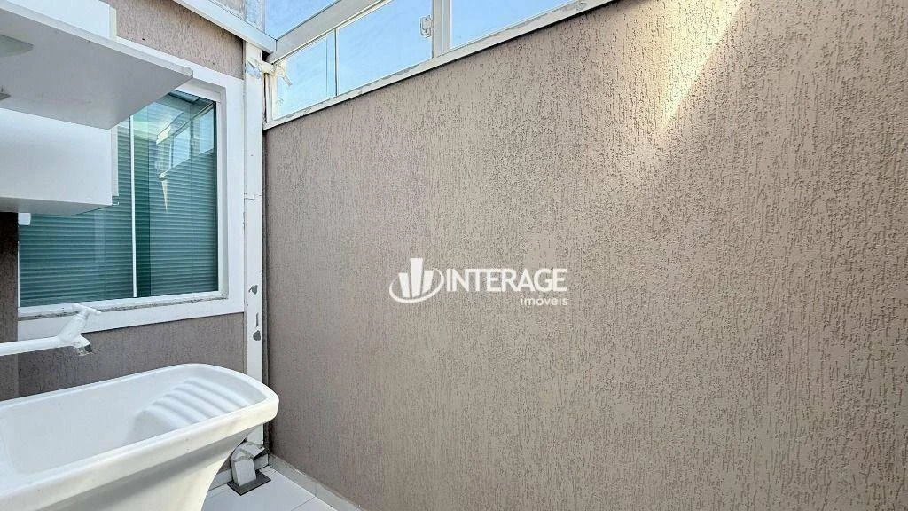 3-bedroom house with a grill on the balcony in Curitiba — photo 10