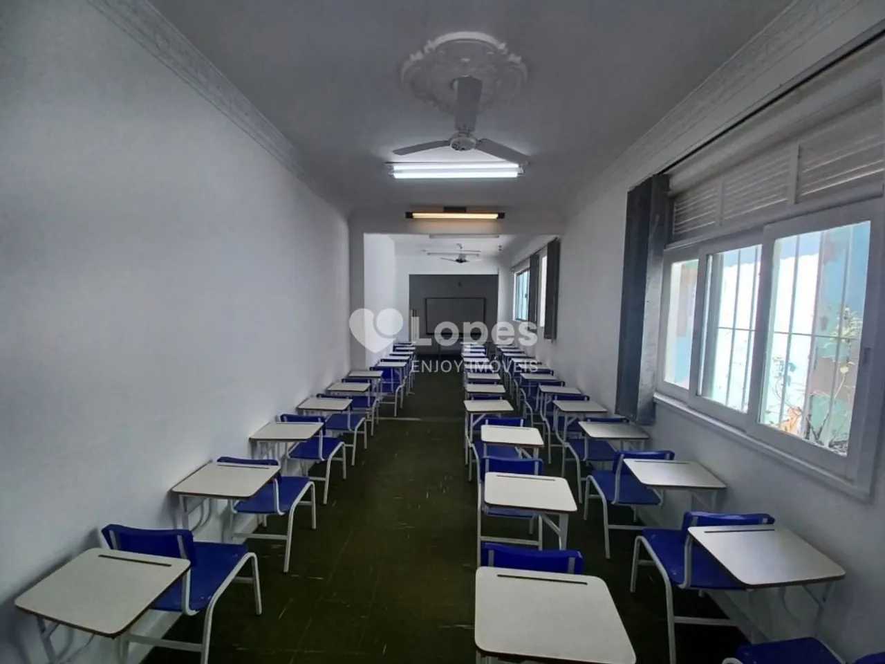 Будинок на оренду з 5 спальнями і 4 ванними — photo 4