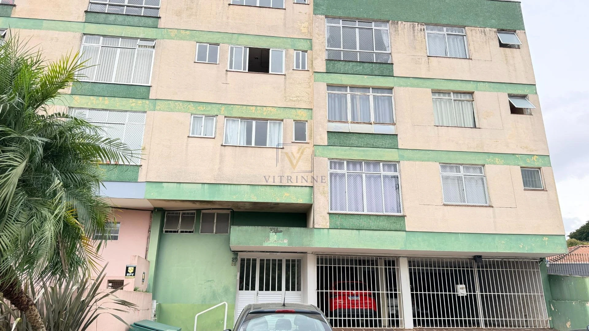 3-bedroom apartment with 1 en-suite and 2 bathrooms — photo 2