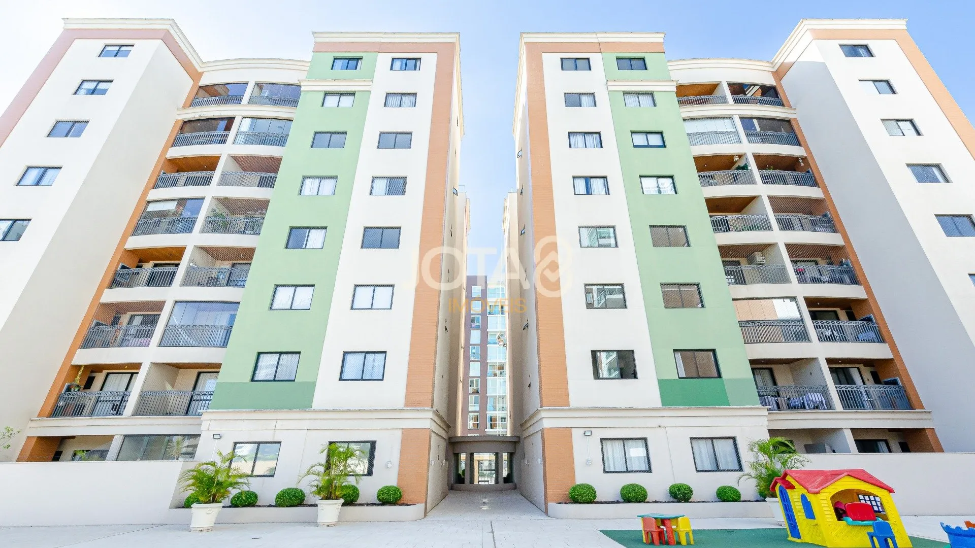 Apartamento de 3 dormitorios con balcón y 2 plazas, 109 m² — photo 34