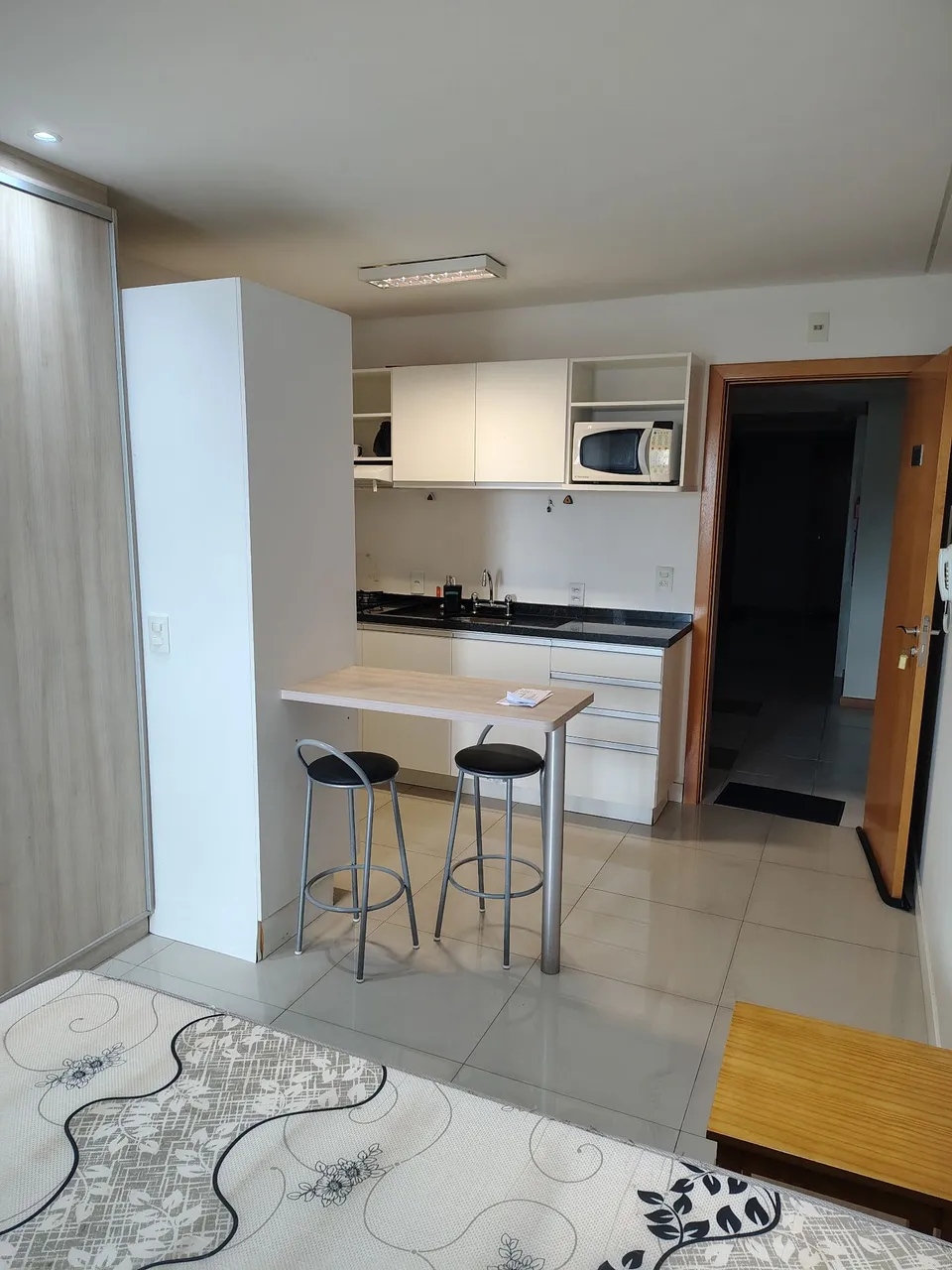 Apartamento mobiliado de 1 quarto com cozinha aberta — photo 12