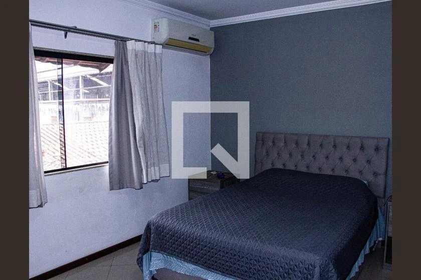 Casa de 4 dormitorios con espacio de home office — photo 22
