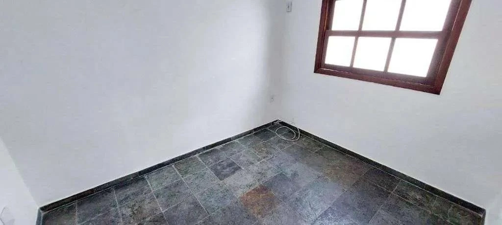 3-bedroom house with a bathtub in Rio de Janeiro — photo 23