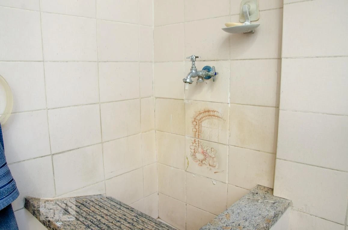 2-bedroom apartment with separate kitchen and gas stove — photo 5