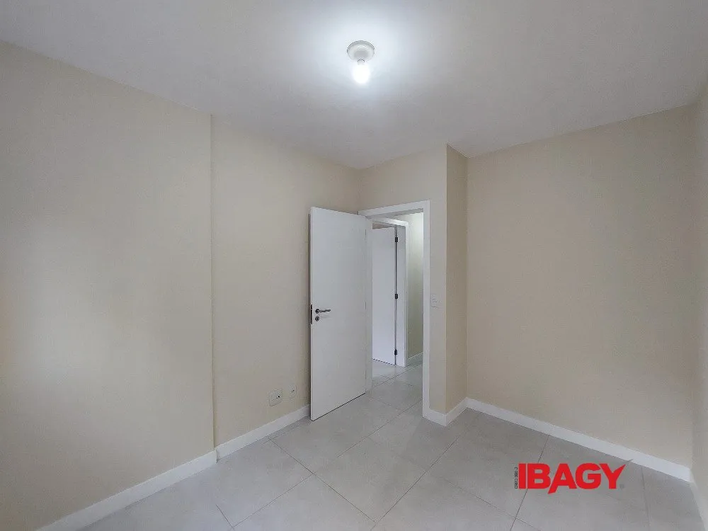 Apartment, 91 m², with a washing machine — photo 15