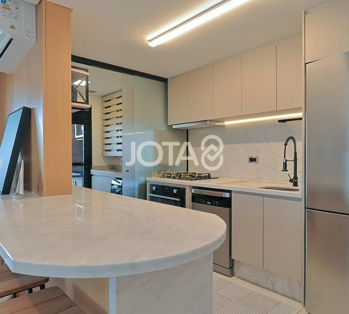 Мебльований дуплекс із 3 спальнями та 243 м² — photo 17