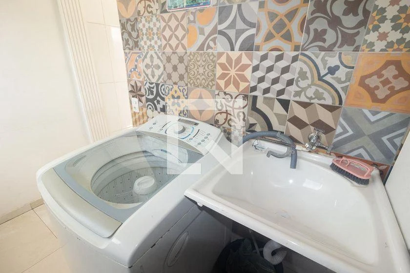 Casa mobiliada com 2 quartos, 1 banheiro e 80 m² — photo 34