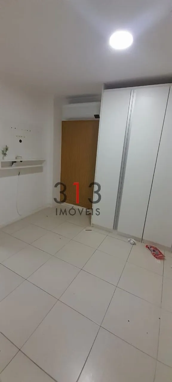 4-bedroom house with a bathtub — photo 10
