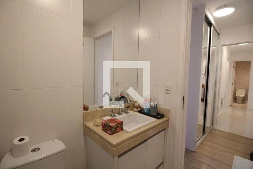 130 m² apartment with 3 bedrooms and enclosed balcony — photo 37