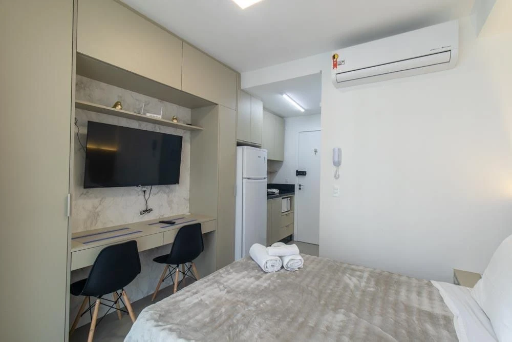 Студия 20 м² со стиральной машиной и панорамными окнами — photo 5