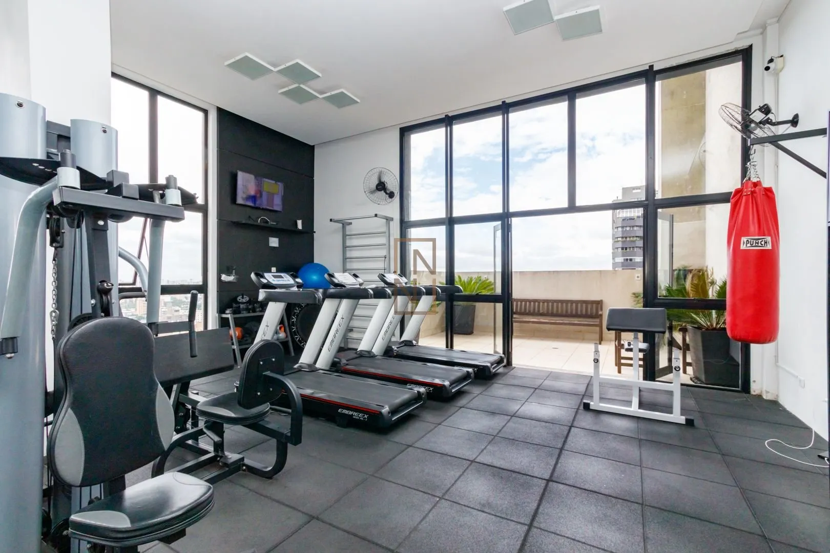 1-bedroom apartment with a private BBQ area — photo 32