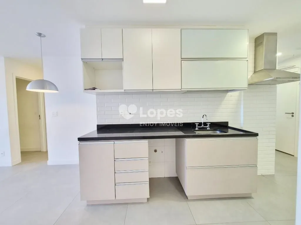 3-bedroom apartment with a private BBQ in Rio de Janeiro — photo 26