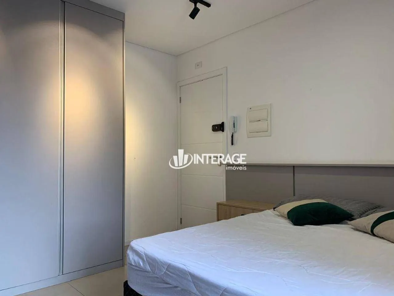 41 m² studio with 1 bedroom and a private BBQ balcony — photo 7