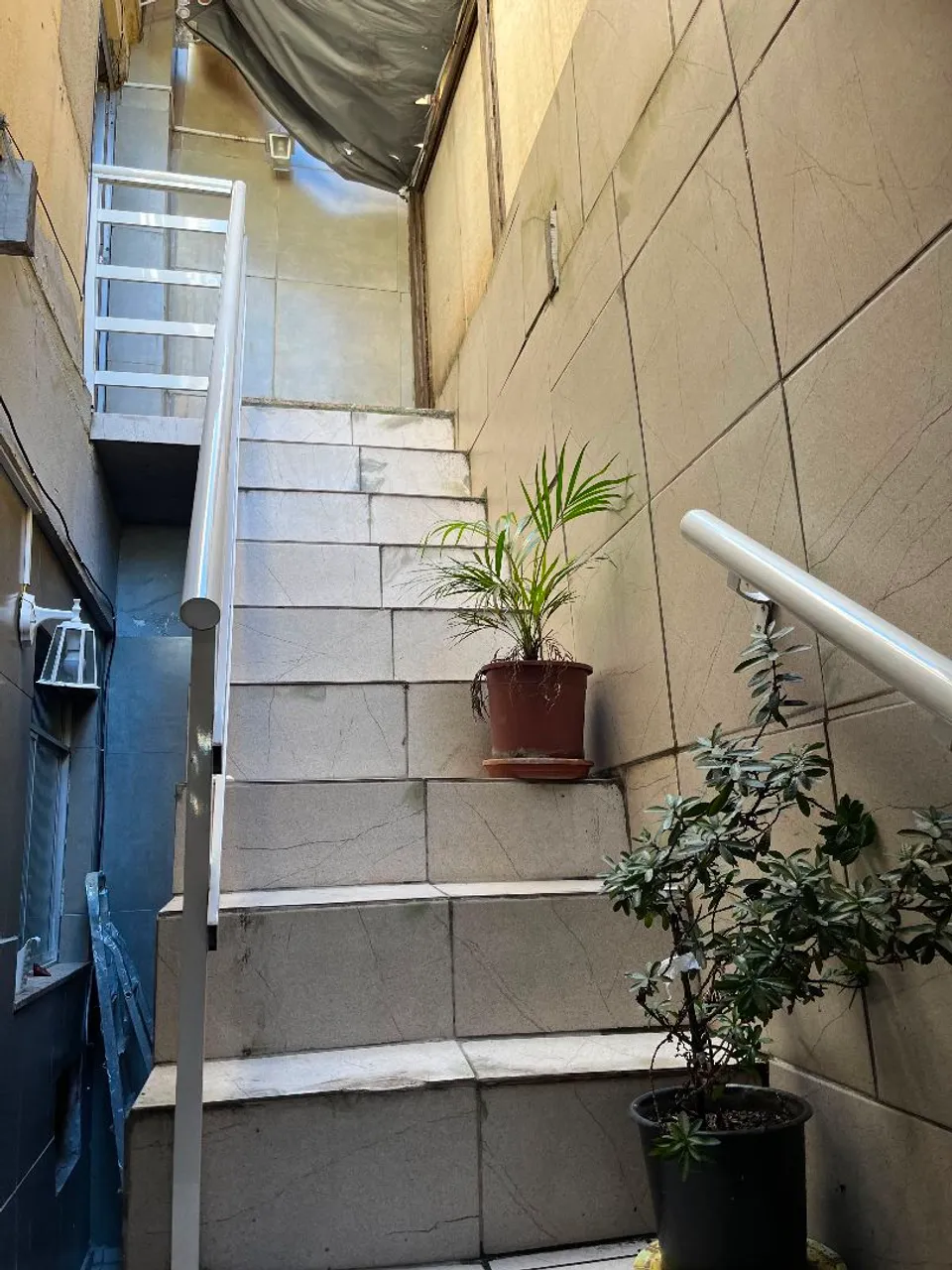 Apartamento con 1 dormitorio, 2 baños y balcón — photo 17
