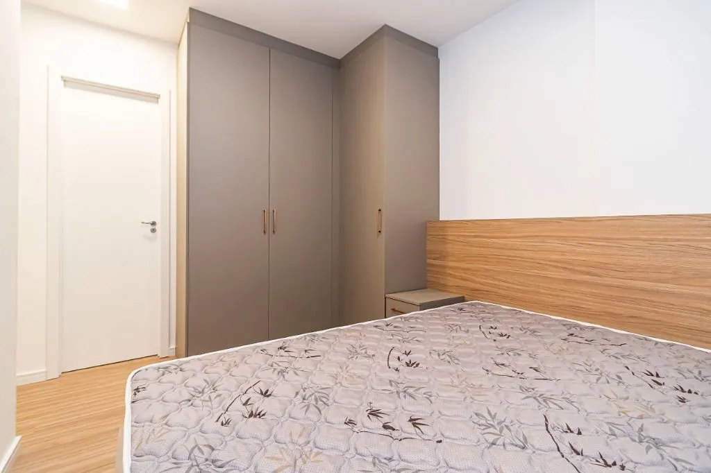 Мебльована квартира 60 м² з 2 спальнями та сюїтом — photo 10
