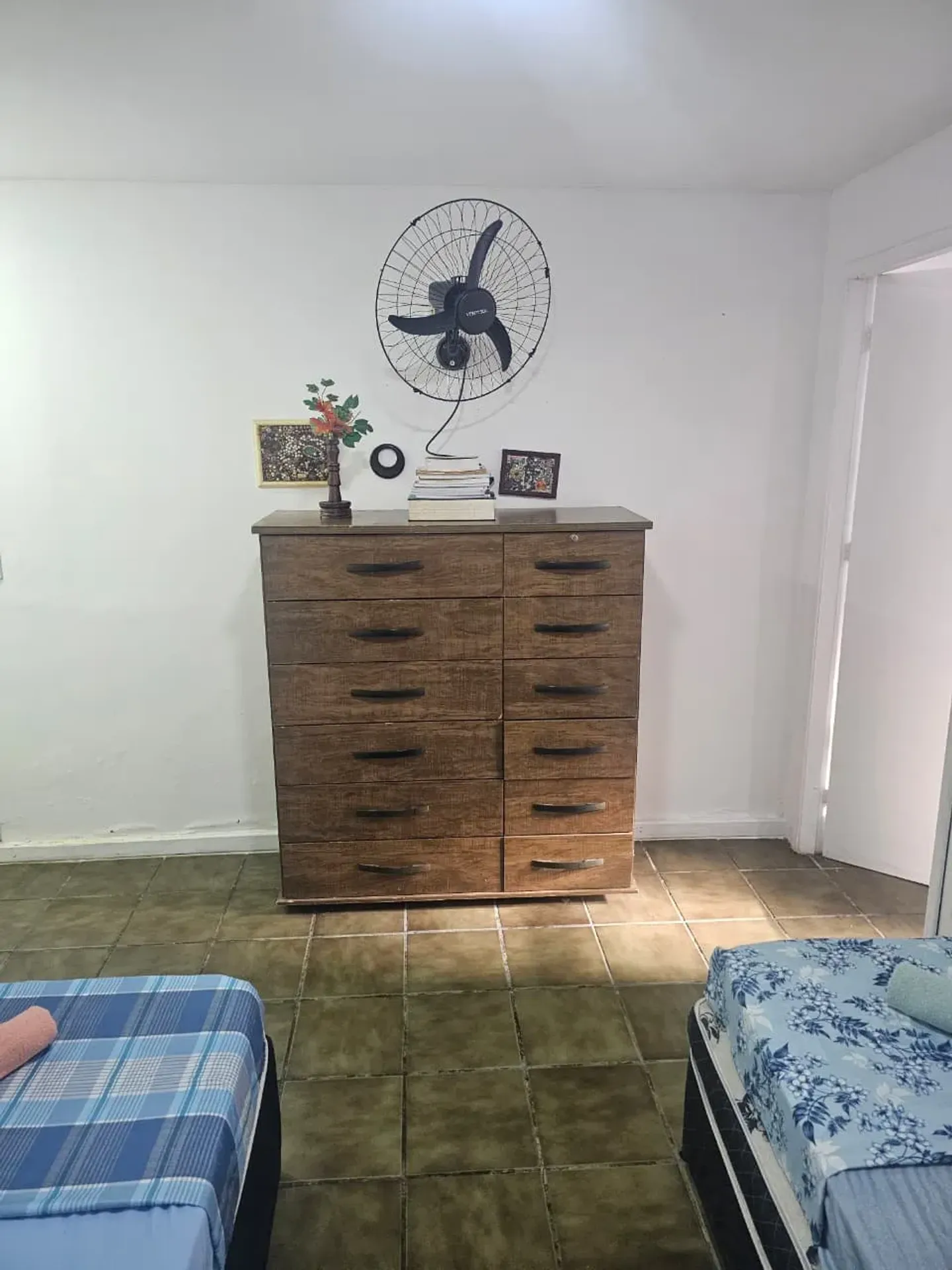 Furnished 2-bedroom apartment with a gas mini-kitchen — photo 21