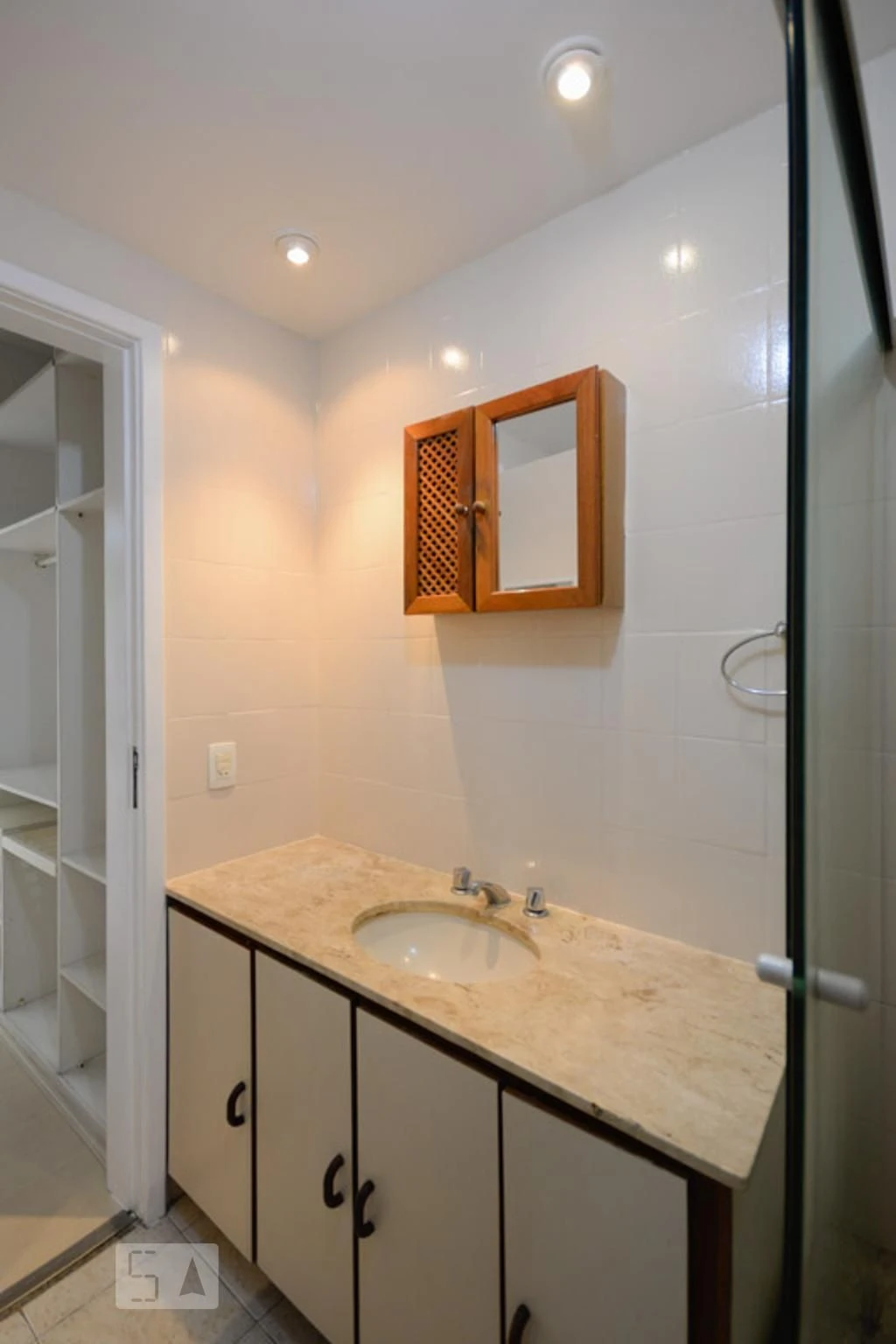 Гардеробная и 2 спальни: квартира 98 м² — photo 12