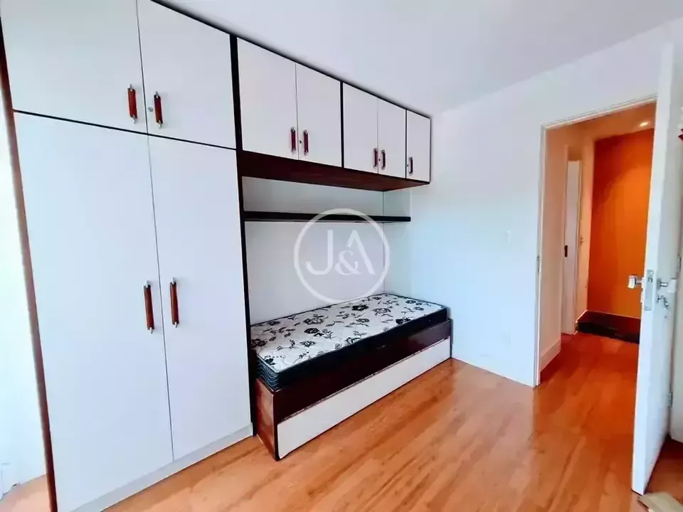 Furnished 2-bedroom apartment with 3 bathrooms — photo 13