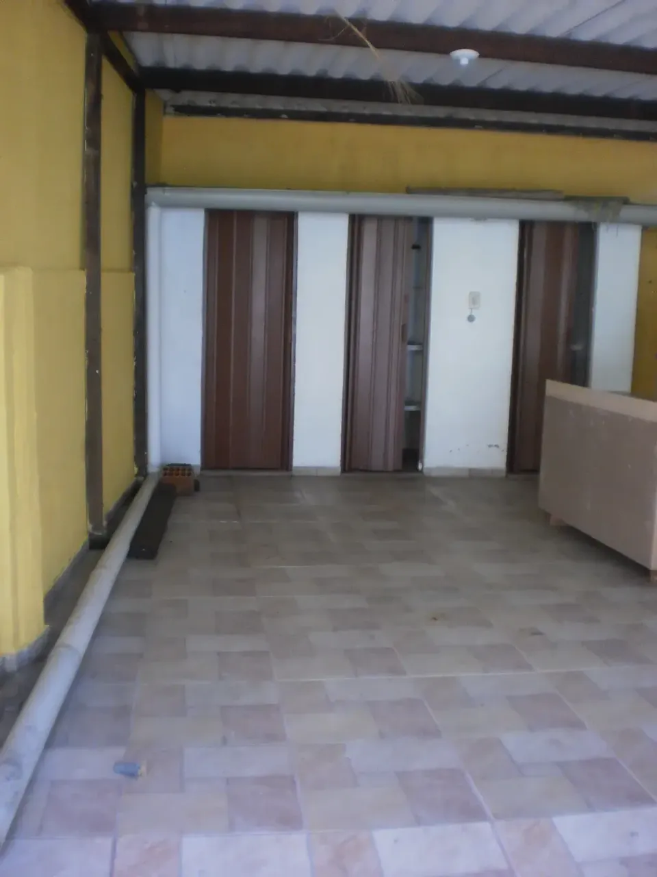 Casa sem mobília com 3 quartos e 2 banheiros — photo 8