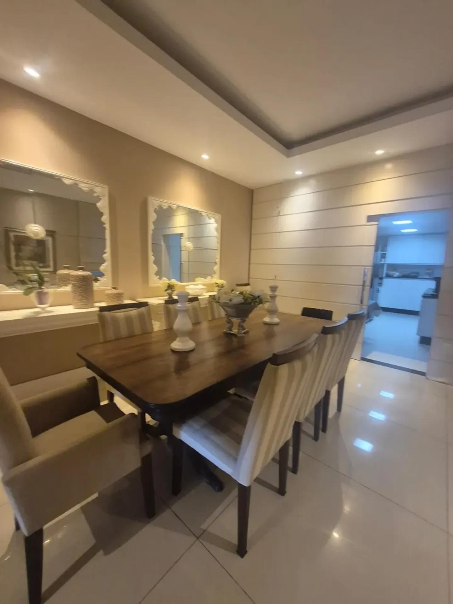 Apartamento mobiliado de 3 quartos e 4 banheiros — photo 28