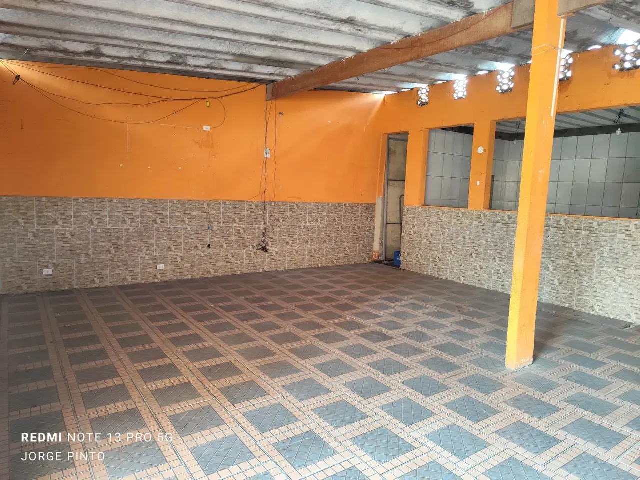 Unfurnished 80 m² house with 1 bedroom and 2 bathrooms — photo 3