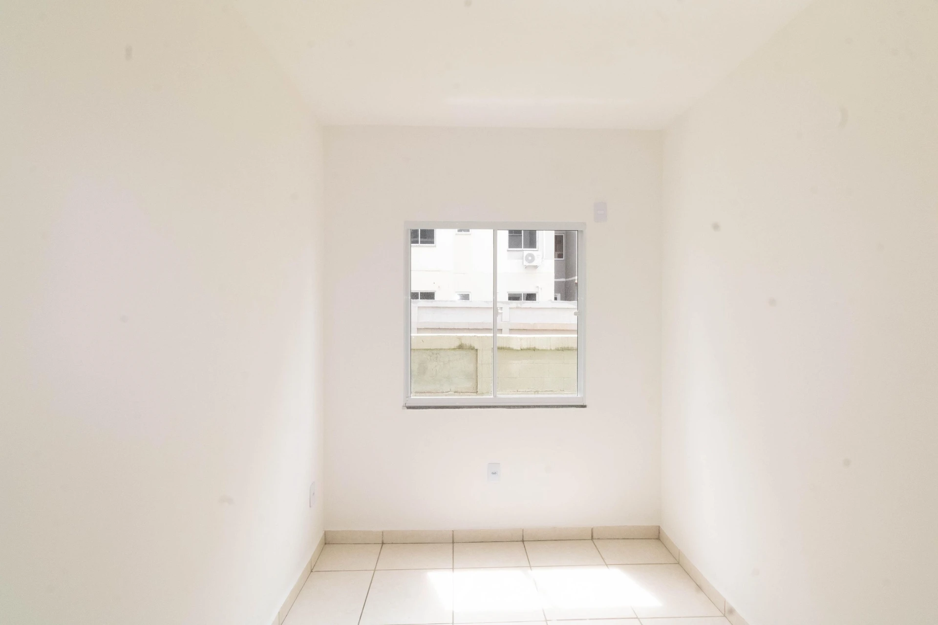2-bedroom apartment in a building with a pool — photo 24