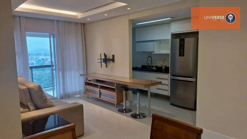 Apartamento mobiliado com 3 dormitórios e varanda — photo 2
