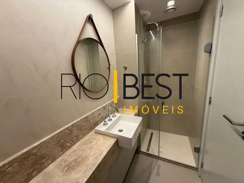 2-bedroom apartment with 3 bathrooms and 2 parking spots — photo 9