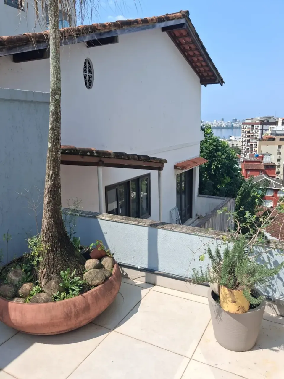 1-bedroom 1-bath apartment with mountain views — photo 11