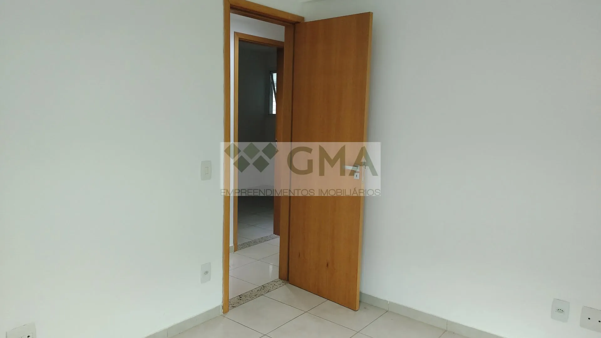 205 m² apartment on the 5th floor with 4 bedrooms — photo 68