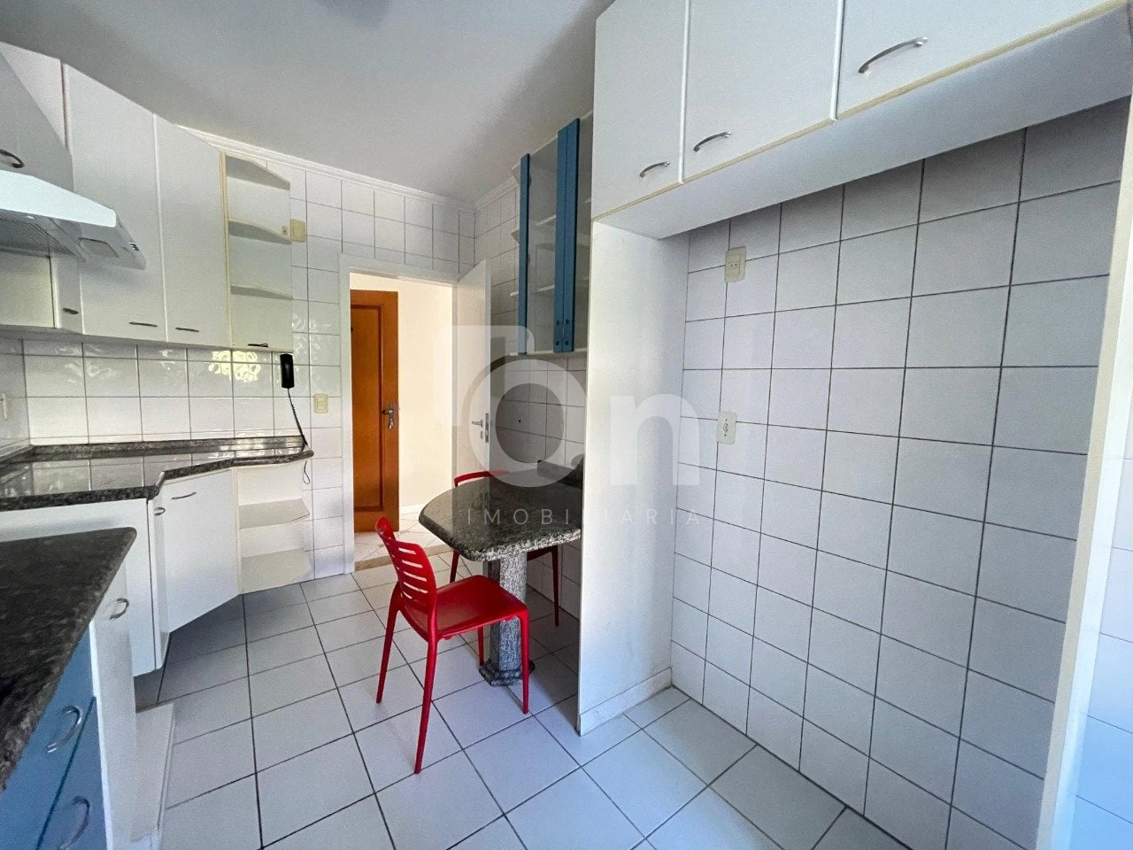 2-bedroom apartment with a home office in Florianópolis — photo 3