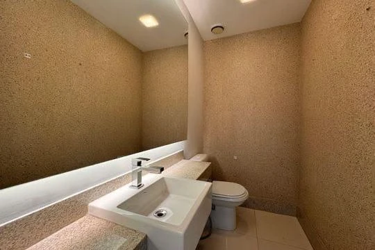 4-bedroom apartment with a separate kitchen, 260 m² — photo 50
