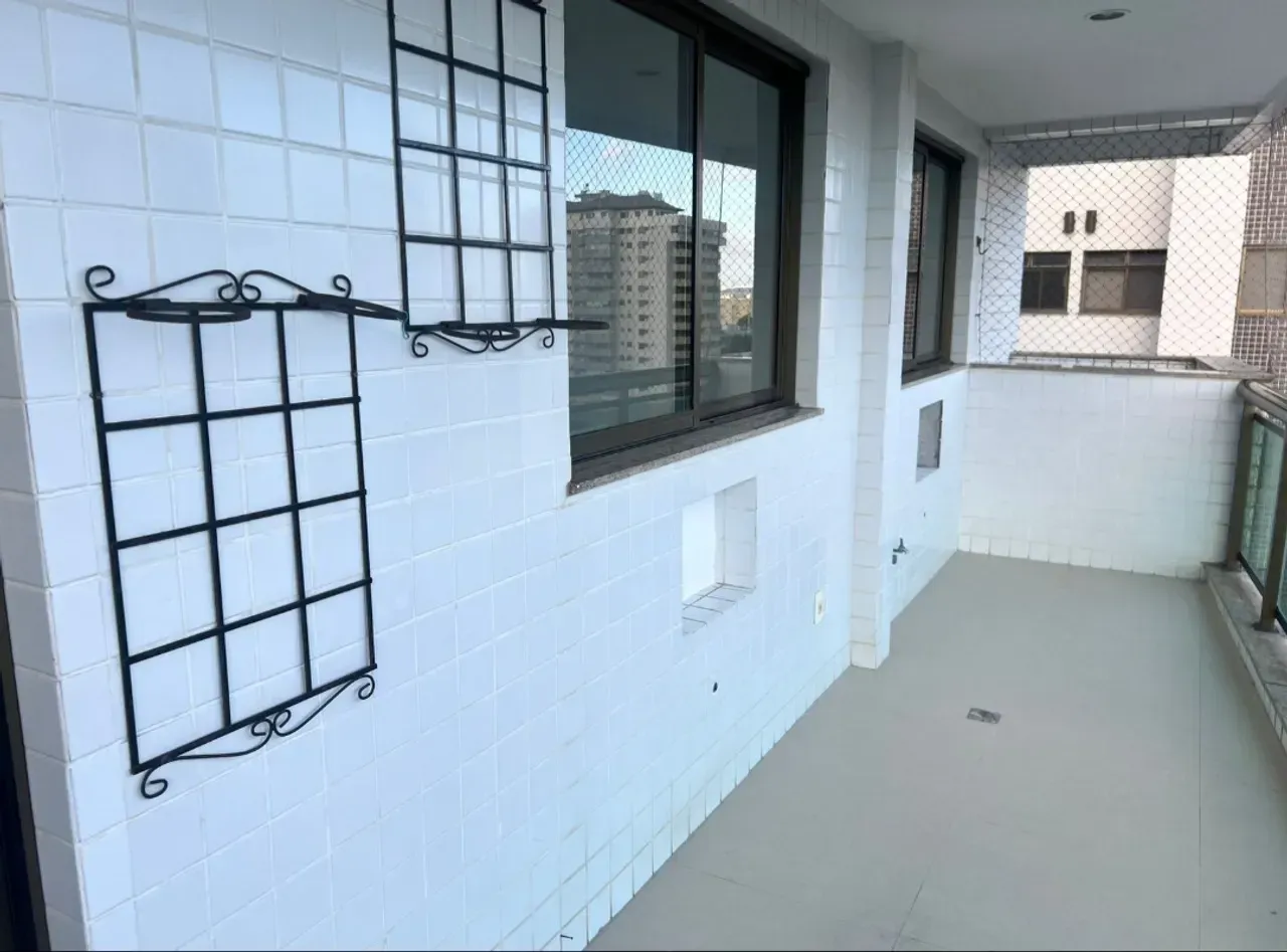 Apartment with 3 bedrooms, 2 bathrooms and a balcony — photo 13