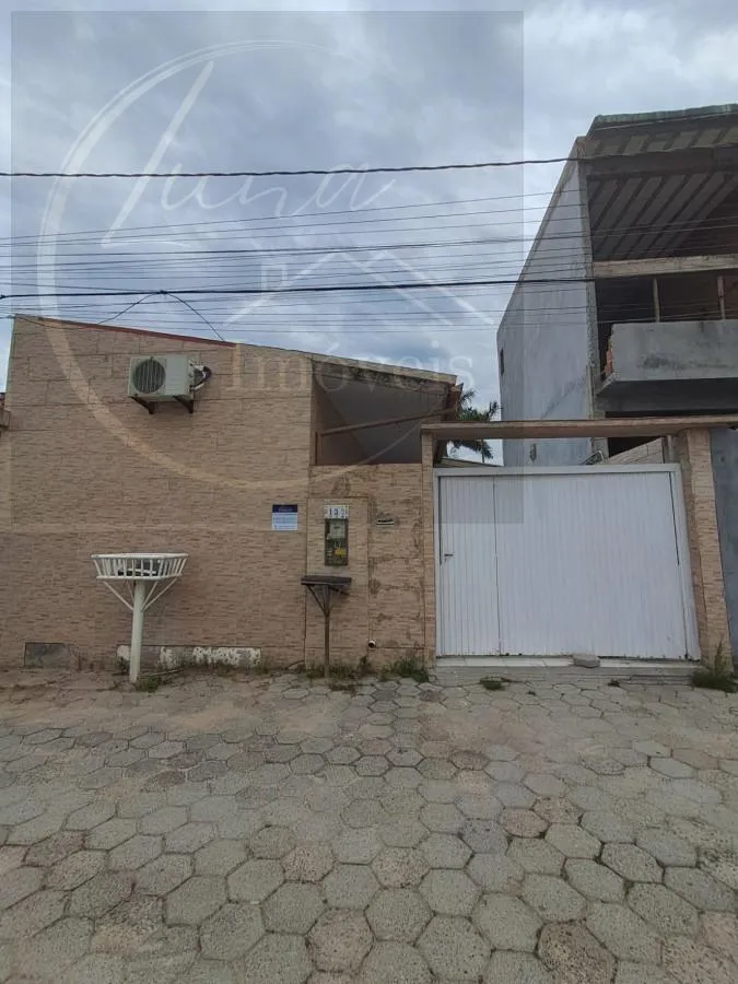 Balcony with a grill in a 2-bedroom house, 60 m² — photo 4