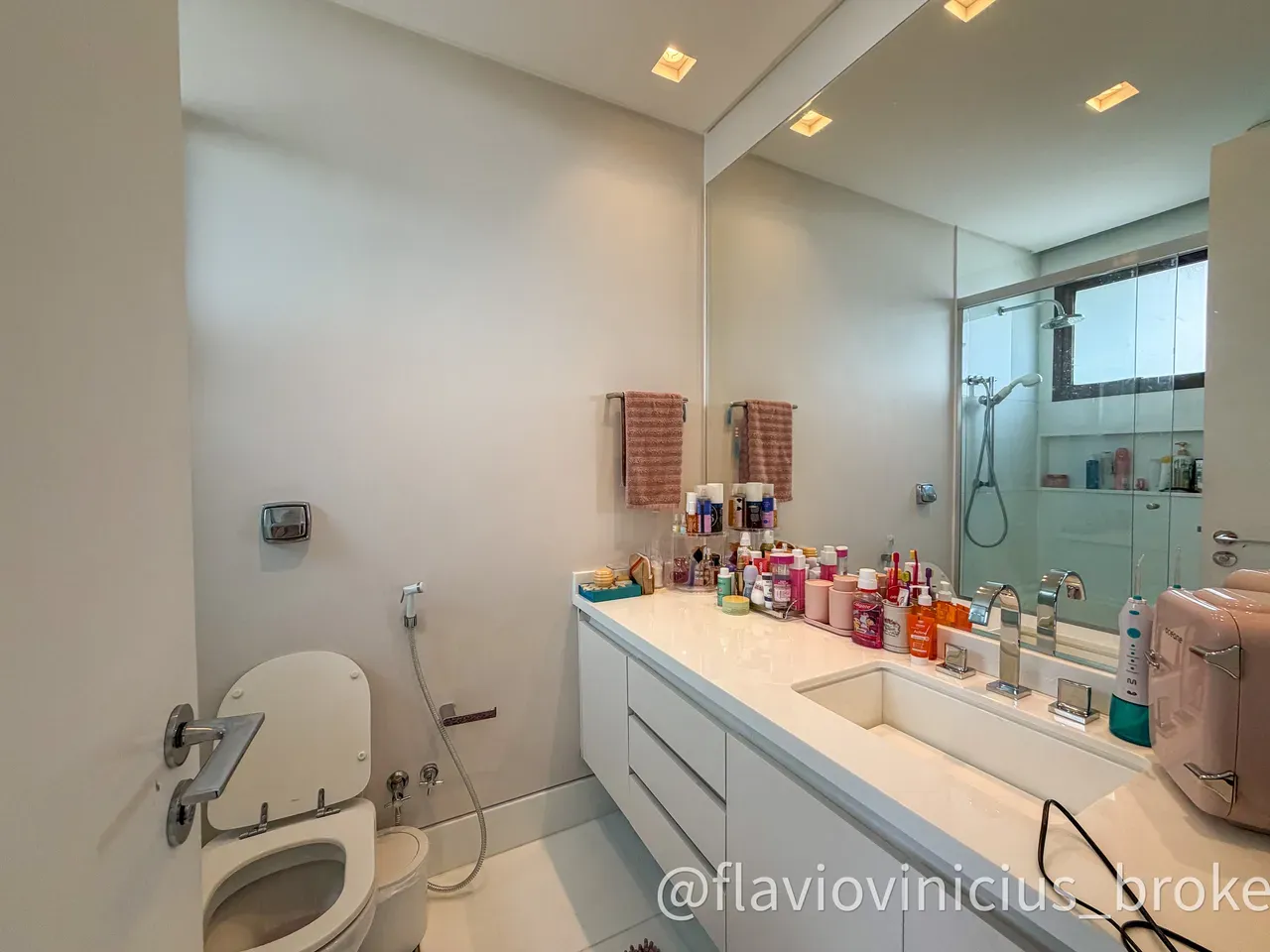 Apartamento mobiliado de 400 m² com 4 suítes e jardim — photo 57