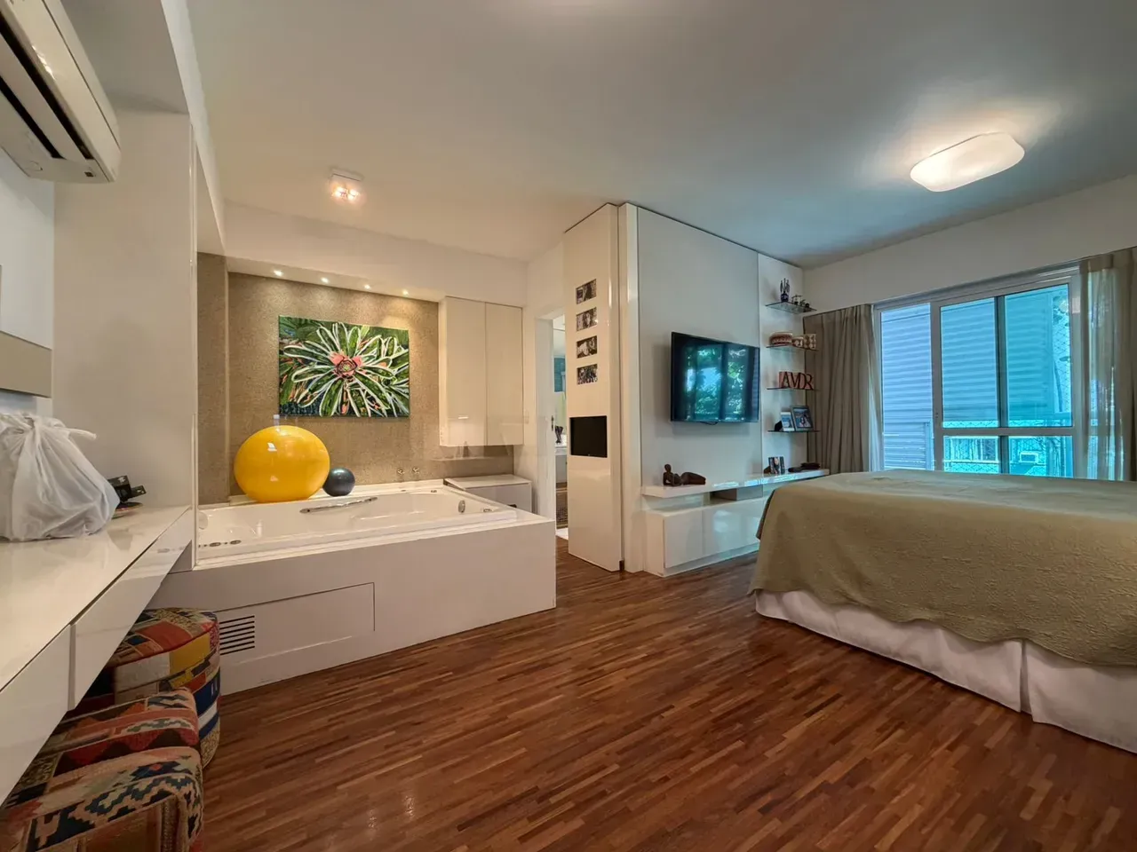Apartamento com 3 quartos, 3 banheiros e varanda fechada — photo 17