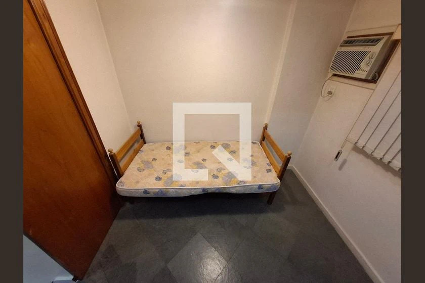 110 m² apartment with built-in wardrobes and a balcony — photo 16