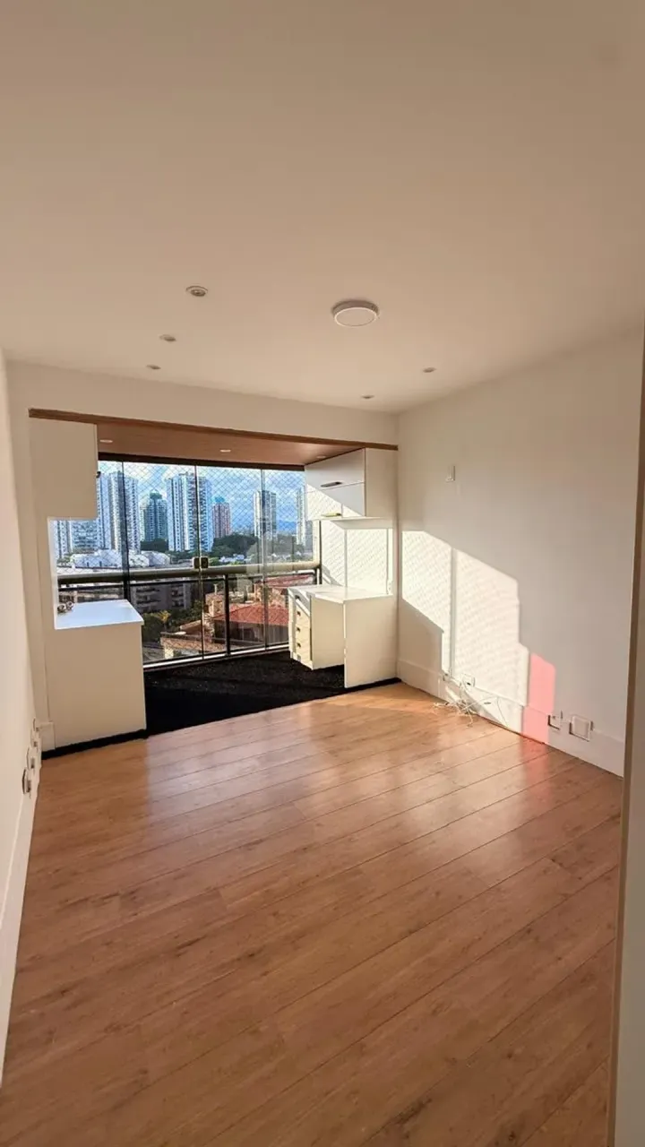 Apartment with 3 suites and a closed kitchen — photo 15