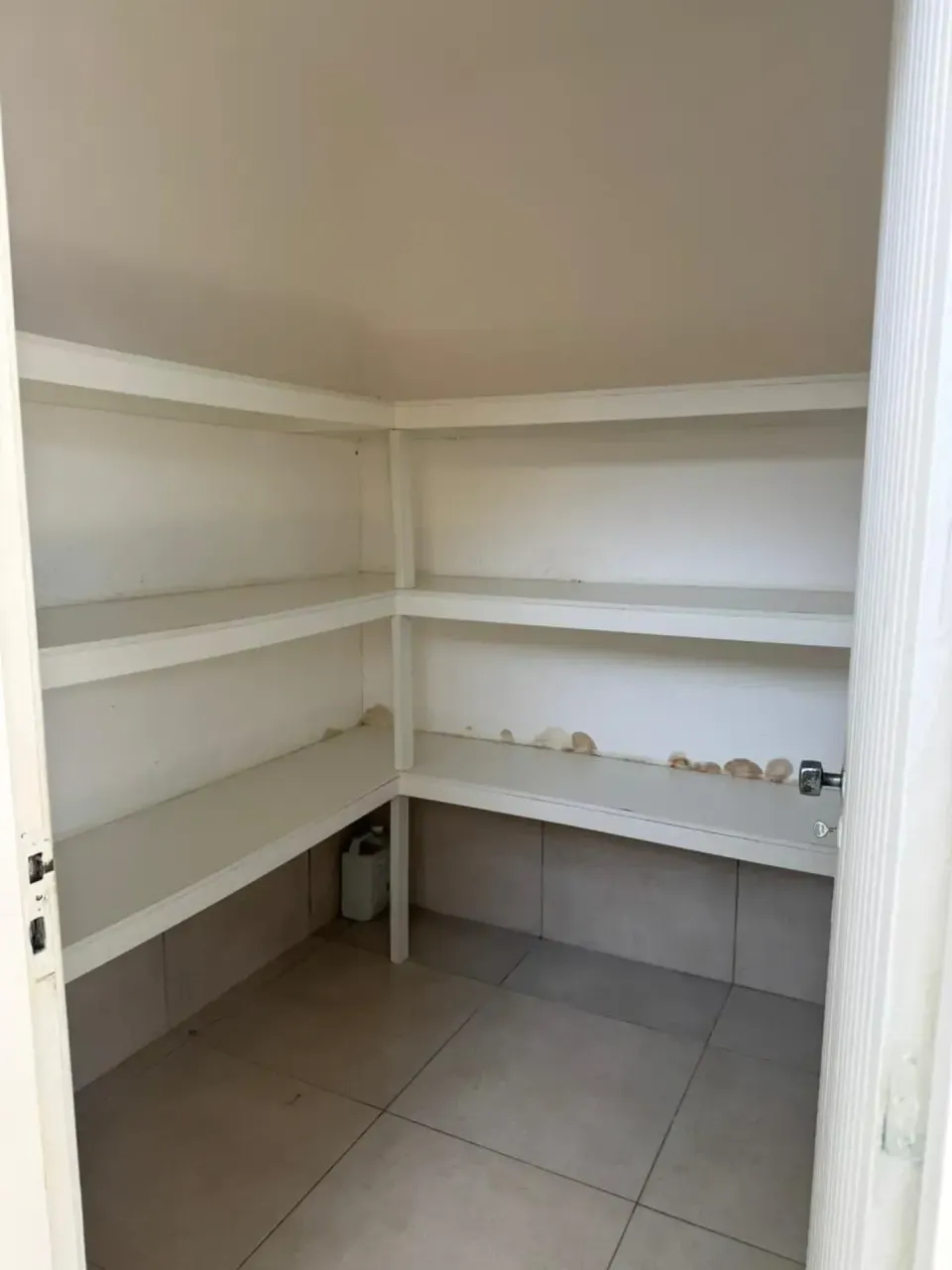 470 m² house with 3 bedrooms and 2 en suites — photo 35