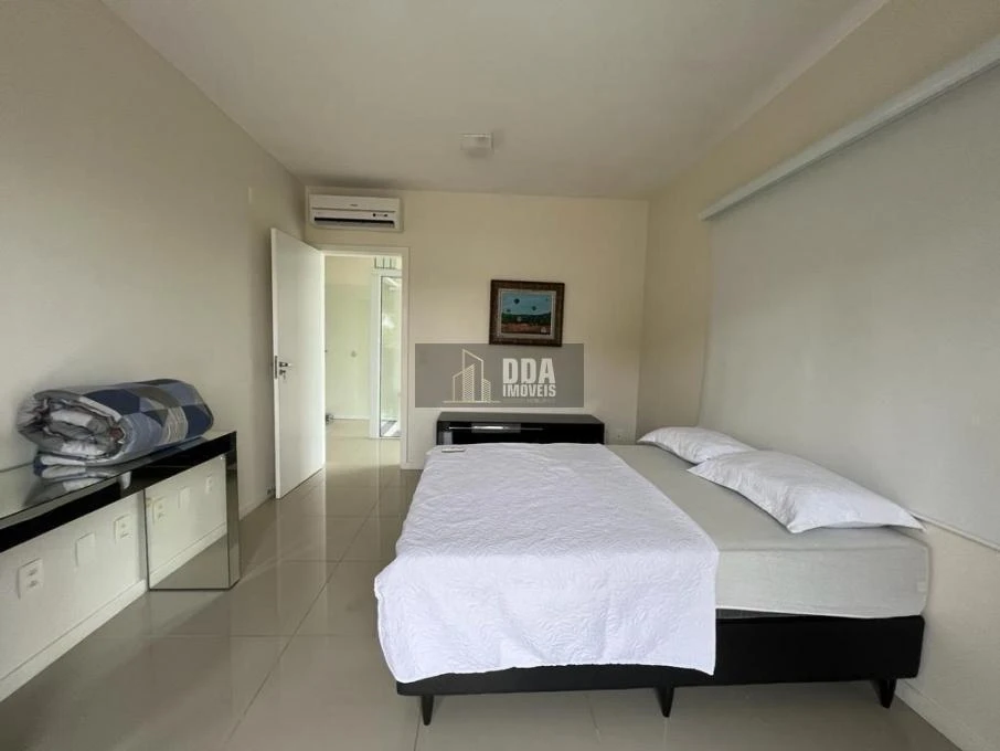 3-bedroom house, all with their own bathrooms, 260 m² — photo 9