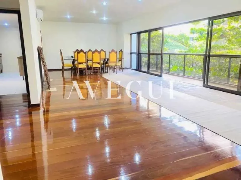 Apartamento com 4 quartos e 5 banheiros e varanda — photo 4