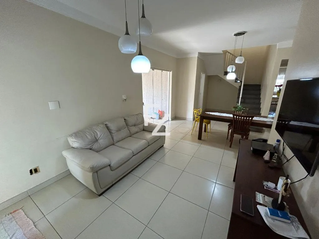 Furnished house with 6 bedrooms and 5 en-suites — photo 25