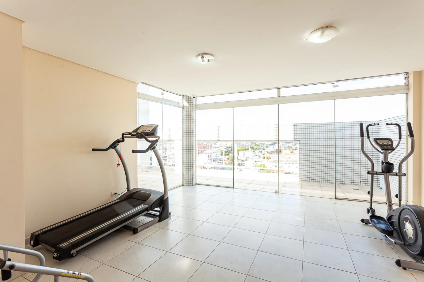Apartamento de 1 quarto com máquina de lavar, Rebouças — photo 25