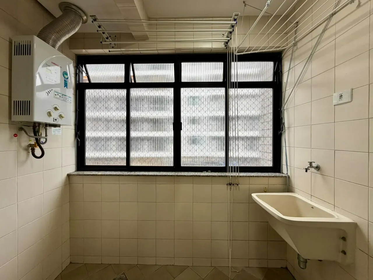 Apartamento, 100 m², com closet — photo 14