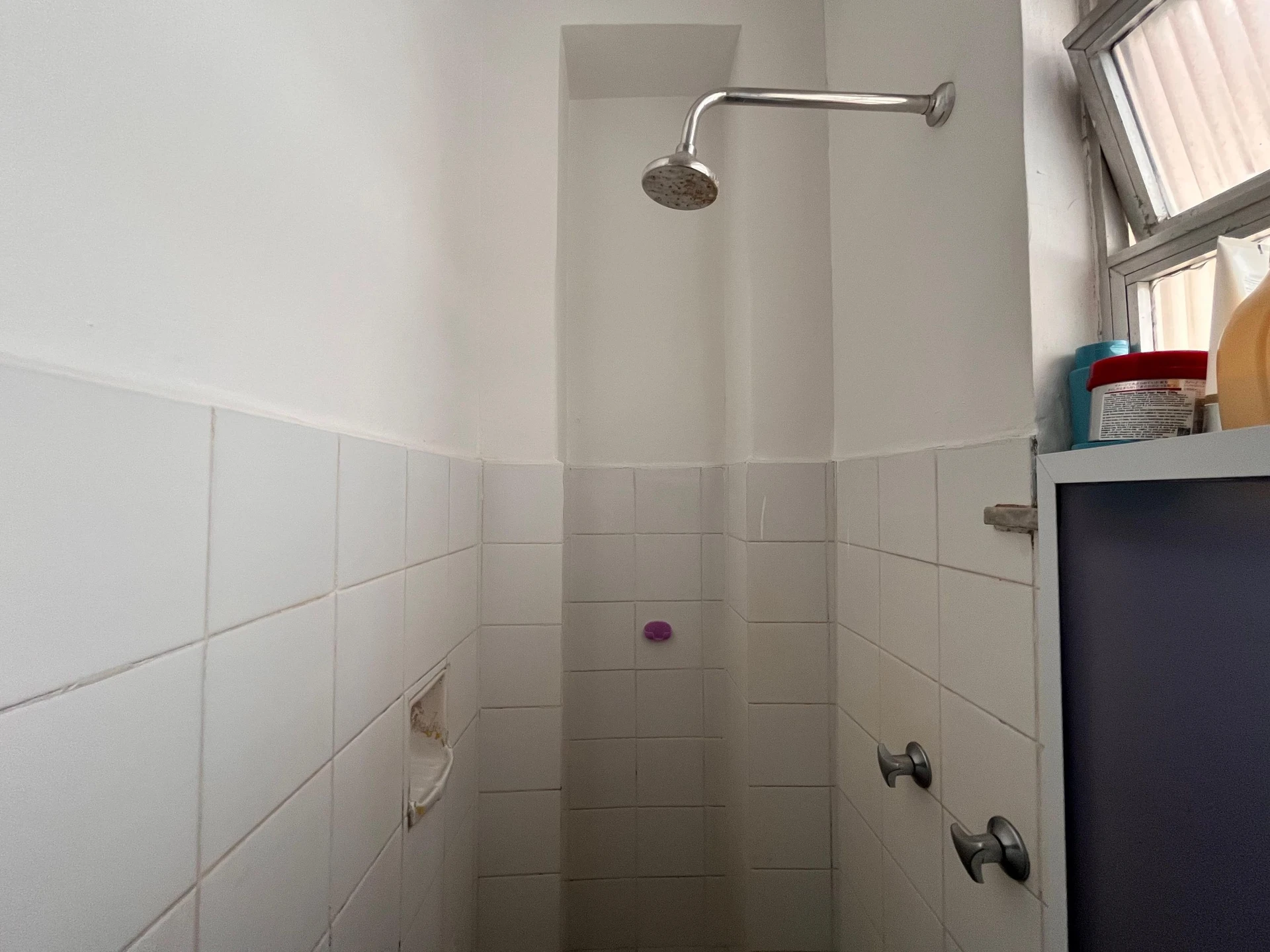 Furnished apartment with 2 bedrooms and 1 bathroom — photo 33