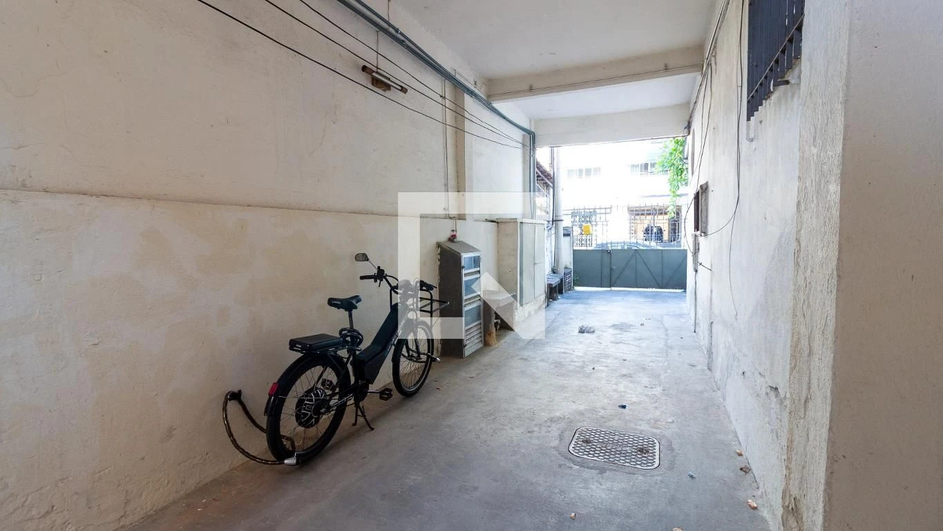 Studio kitnet with balcony, 1 bedroom and 1 bath, no parking — photo 3